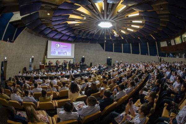 A Força Aérea Brasileira (FAB) é, atualmente, a Força Armada com maior participação feminina em seus quadros, com 13 mil mulheres militares