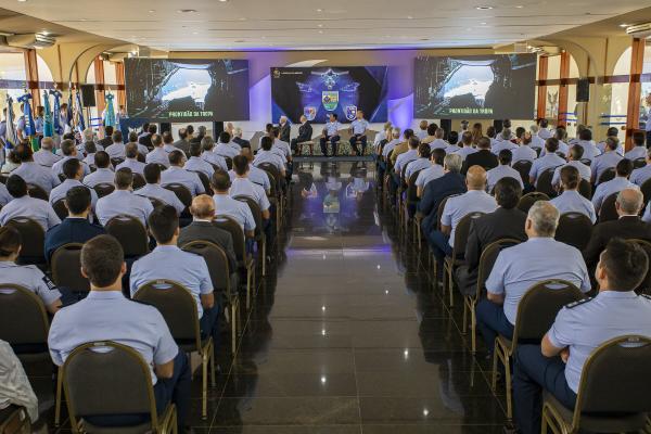 A cerimônia militar foi realizada nessa quinta-feira (13/10), na Base Aérea de Brasília (BABR)