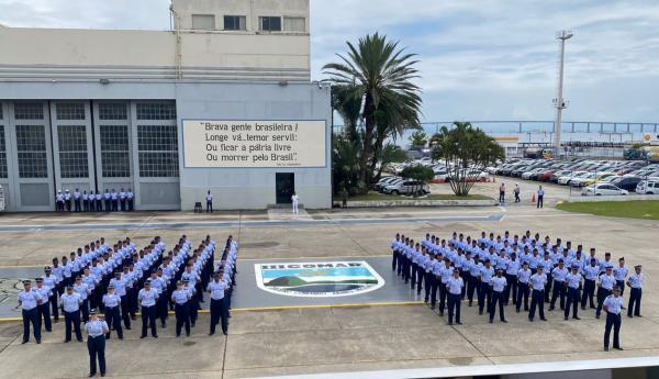 Organização Militar comemorou aniversário no Pátio do Complexo Santos Dumont (RJ)