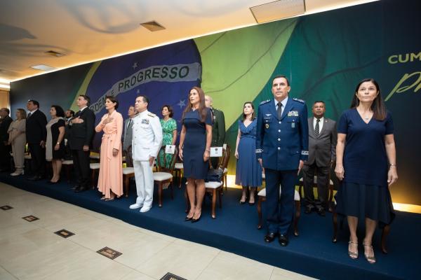  Presidente da República recebe Oficiais-Generais recém-promovidos