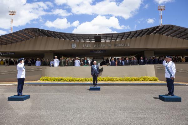 Tenente-Brigadeiro Damasceno assume a Força Aérea Brasileira (FAB) durante cerimônia realizada nesta segunda-feira (02), em Brasília (DF)