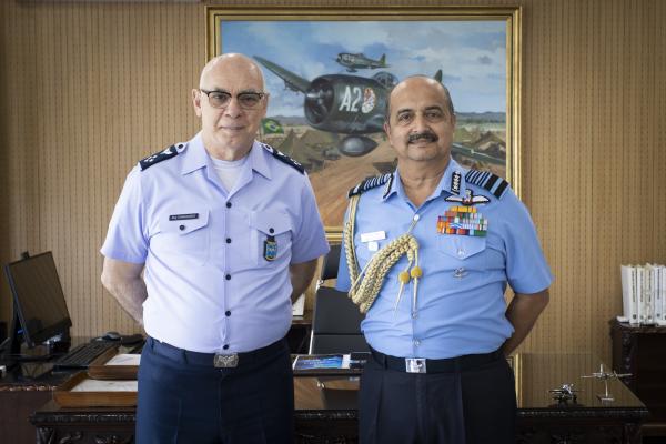 Encontro aconteceu na última segunda-feira (06/03), em Brasília (DF), no prédio do Comando da Aeronáutica