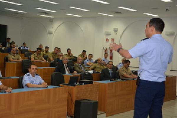 A primeira do ano teve a finalidade de debater temas relevantes relacionados ao Ensino Militar