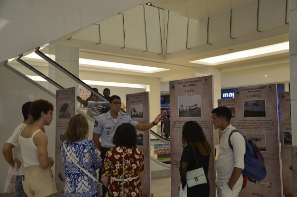 Mostra apresentou também painéis históricos que retratam a vida e a obra do Aviador brasileiro, além de estandes dos Esquadrões Aéreos de Natal