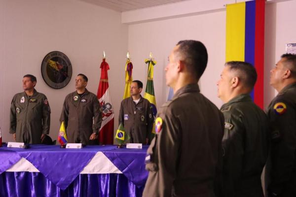 Exercício Amazonas 2 acontece em área propícia para tráfico ilícito de drogas. Além da FAB, participam também a Força Aérea Peruana e a Força Aeroespacial Colombiana