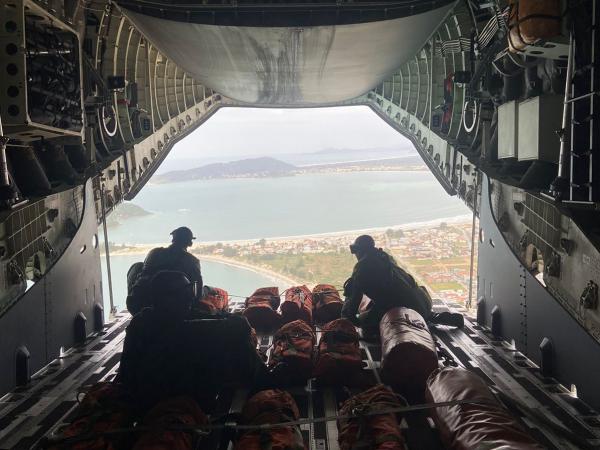 Aeronaves C-130 Hércules e KC-390 Millennium foram empregadas para a formação operacional dos tripulantes