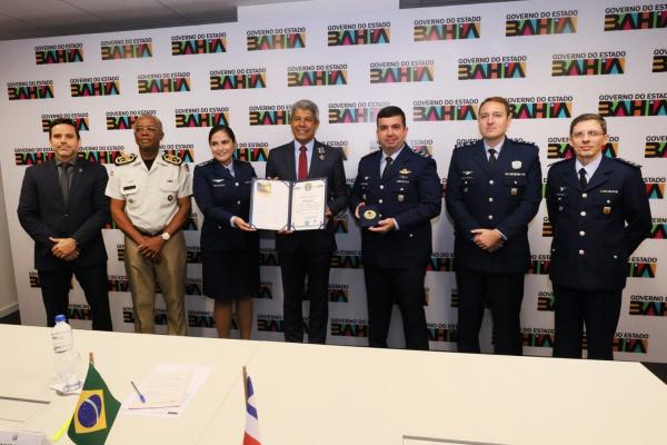 Entrega da MSD ao Governador da Bahia