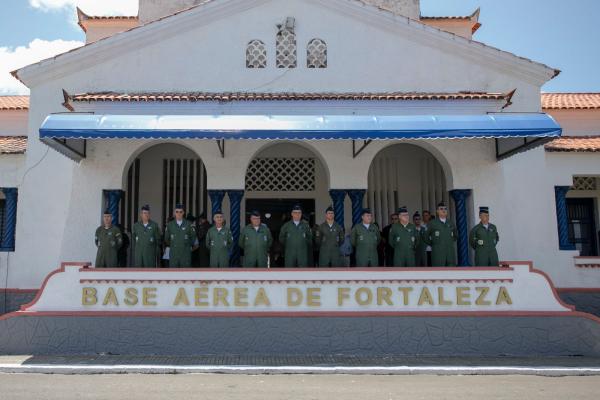 Comitiva avalia implantação de um campus do Instituto Tecnológico da Aeronáutica no Ceará