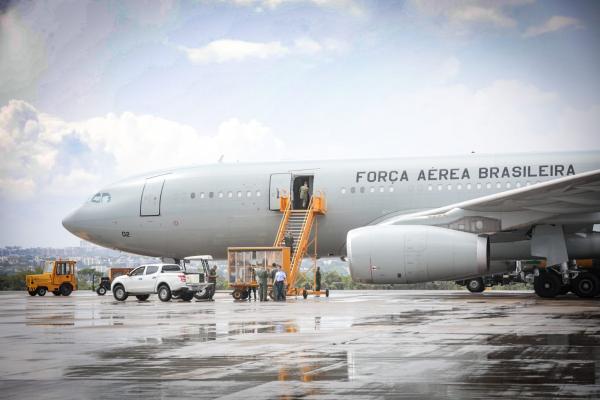 Na ação interministerial, denominada Operação Voltando em Paz, estarão disponíveis ainda outro KC-30 e dois KC-390, totalizando quatro aeronaves