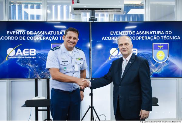 Por meio da Universidade da Força Aérea (UNIFA), foi realizado o acordo de cooperação técnica para desenvolvimento conjunto de programas acadêmicos 