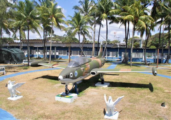 Projeto tem por finalidade restaurar as aeronaves monumentos que ocupam posição de destaque em Organizações Militares da Guarnição