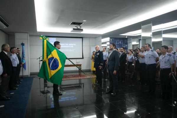 Advogado-Geral da União, Jorge Messias, foi homenageado com a Imposição da Ordem do Mérito Aeronáutico 