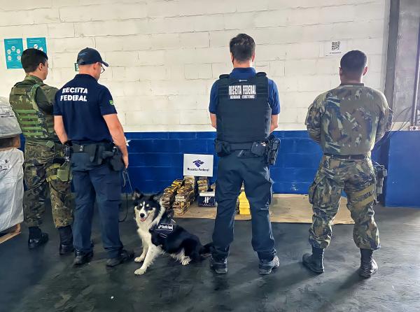 Durante a Operação GLO, droga foi apreendida no Aeroporto de Guarulhos nessa quinta-feira (23/11) 