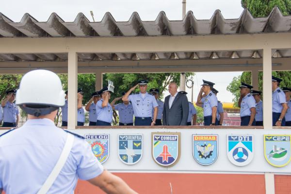 Cerimônia foi marcada por homenagens e reconhecimentos aos militares de destaque e longa trajetória na Força Aérea Brasileira