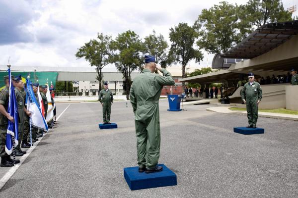 A passagem de comando contou com Cerimônia Militar em Brasília e em Anápolis, com passagem de Liderança em Voo