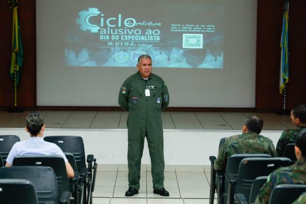 Evento teve por objetivo trabalhar temas pertinentes ao fortalecimento de valores e à carreira dos Graduados