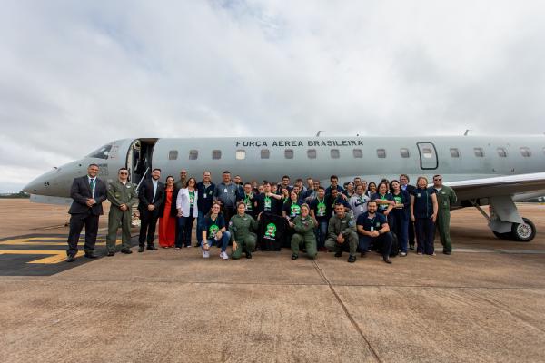 Militares do HCA prestam apoio ao transporte da Banda Down Rítmica