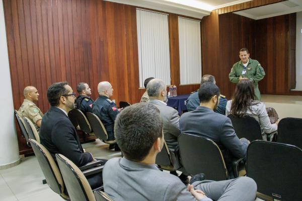 A visita integra a agenda de compromissos do Comandante da unidade relativa à interação com os Órgãos regionais de segurança pública