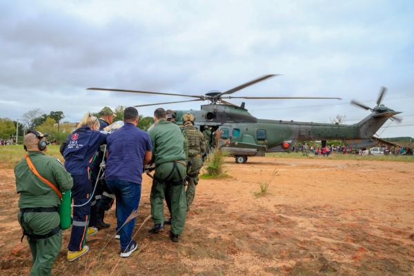 Aeronave decolou da Base Aérea de Canoas para resgatar uma paciente com infarto do miocárdio