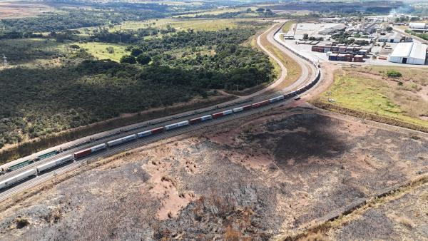 As doações foram enviadas via multimodal, que envolve os meios rodoviário, ferroviário e marítimo