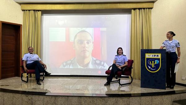 Debate presencial/online