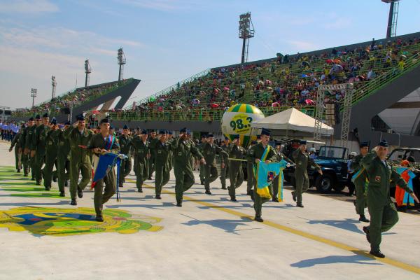 Desfile 7 de Setembro: tropa de aeronavegantes