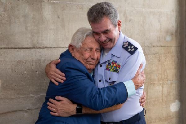 Diretor-Geral do DCTA parabeniza Dr. Fernando de Mendonça