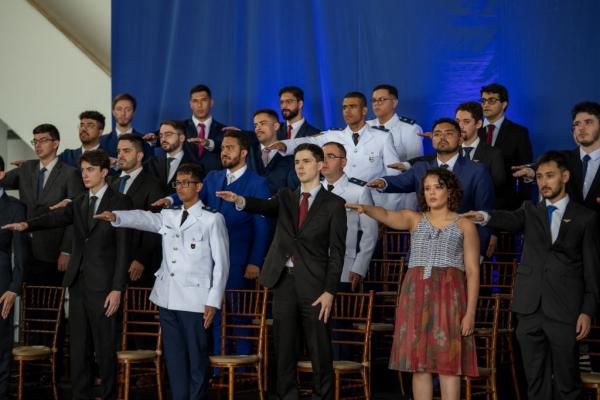 Novos Engenheiros formados pelo ITA