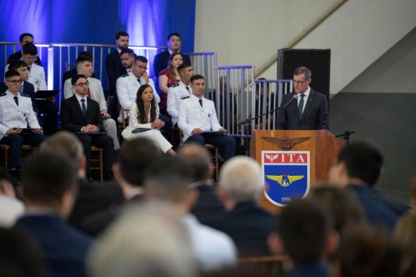 Discursos do Reitor do ITA aos formandos ITA 2024