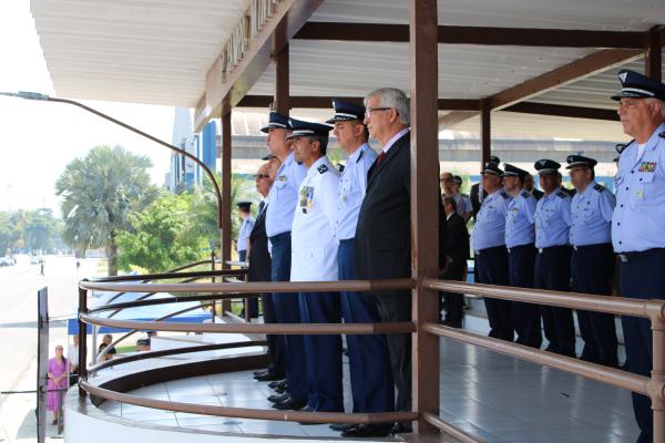 Autoridades militares prestigiaram a despedida do MB Madureira