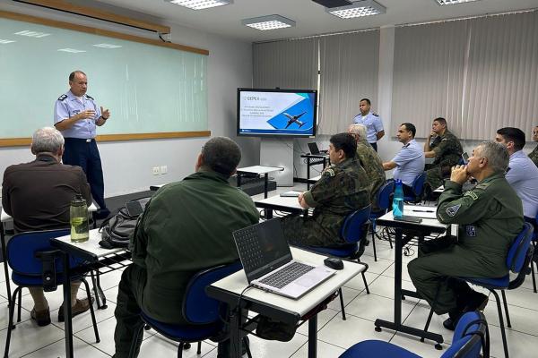 Treinamento no CINDACTA I