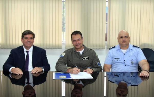 O contrato marca a primeira transferência oficial de tecnologia do IEAv, fortalecendo sua posição como protagonista na inovação e no desenvolvimento tecnológico nacional O contrato marca a primeira transferência oficial de tecnologia do IEAv, fortalecendo sua posição como protagonista na inovação e no desenvolvimento tecnológico nacional