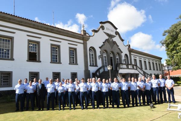Evento sediado na Escola Preparatória de Cadetes do Ar promoveu alinhamento estratégico e orientações sobre o aperfeiçoamento da Gestão
Evento sediado na Escola Preparatória de Cadetes do Ar promoveu alinhamento estratégico e orientações sobre o aperfeiçoamento da Gestão