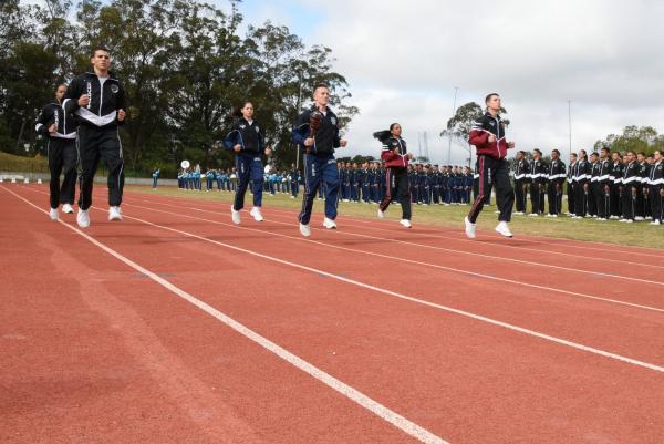 A cerimônia de abertura da 68ª edição da Competição Troféu Tenente Lima Mendes, neste sábado (24/05), foi marcada pela vibração da torcida dos Alunos atletas A cerimônia de abertura da 68ª edição da Competição Troféu Tenente Lima Mendes, neste sábado (24/05), foi marcada pela vibração da torcida dos Alunos atletas