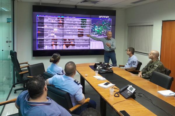 Reunião do DECEA com EUROCONTROL para tratar da gestão de capacidade