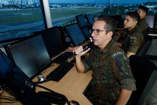 Infraestrutura amplia a capacidade operacional e fortalece a segurança do controle do espaço aéreo na região Nordeste Infraestrutura amplia a capacidade operacional e fortalece a segurança do controle do espaço aéreo na região Nordeste