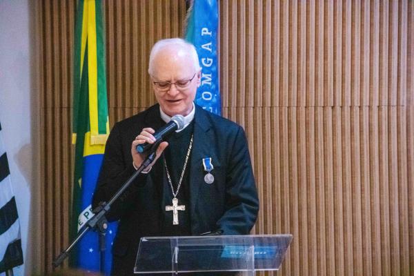 Cardeal Dom Odilo Pedro Scherer é agraciado com a Medalha Santos- Dumont
