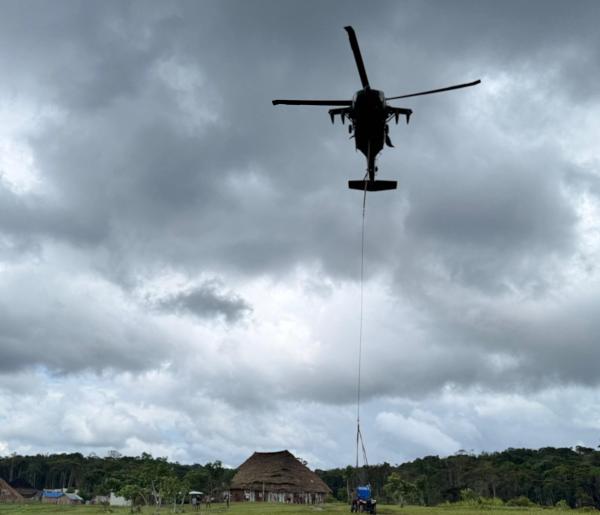 Ação conjunta leva gerador de 830 quilos ao novo Centro de Referência de Saúde Yanomami