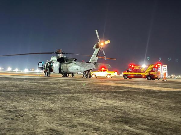 Para realizar a evacuação aeromédica, foi mobilizado um helicóptero H-60L Black Hawk do Esquadrão Pelicano