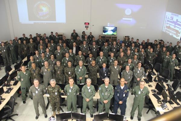 Exercício reforça a interoperabilidade entre Marinha, Exército e Aeronáutica em cenários complexos de defesa nacional